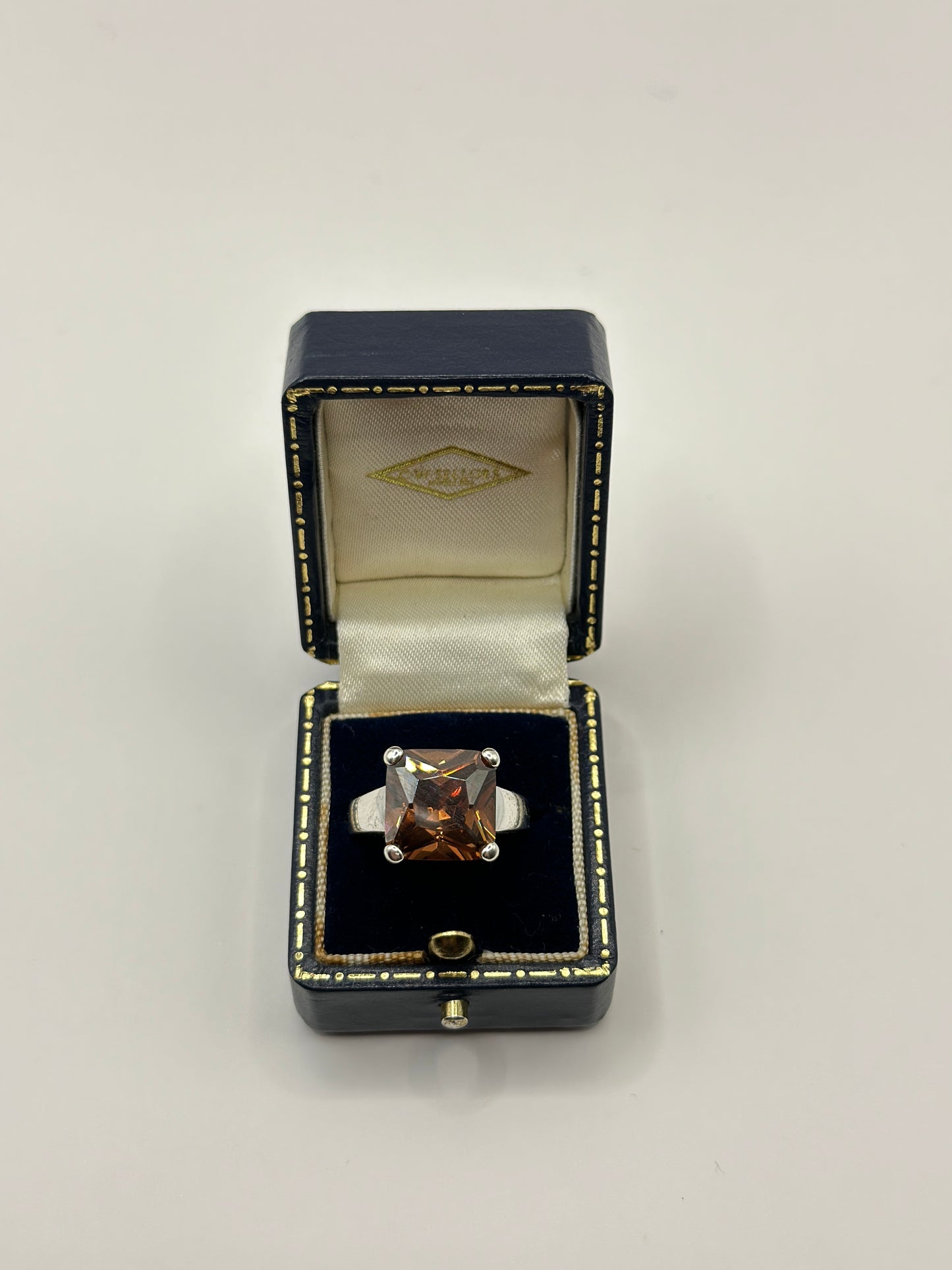 =Vintage 925 Silver Ring with Orange Cubic Zirconia size O