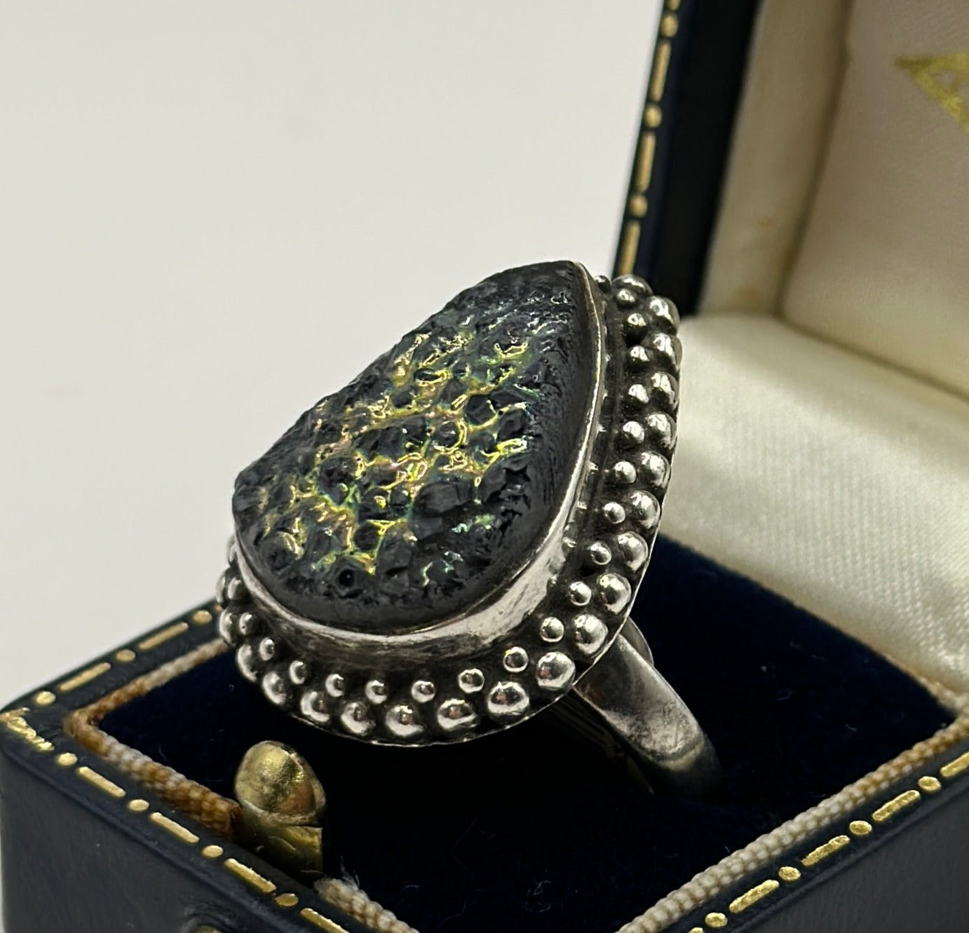 =Vintage Silver Ring Large Teardrop Stone size T1/2