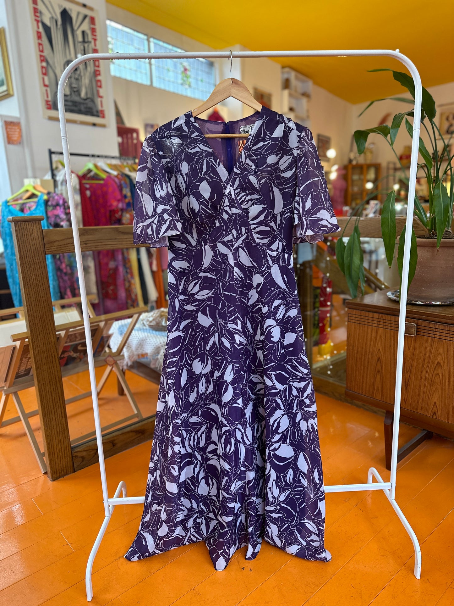1970s Floaty Sleeve Maxi Dress