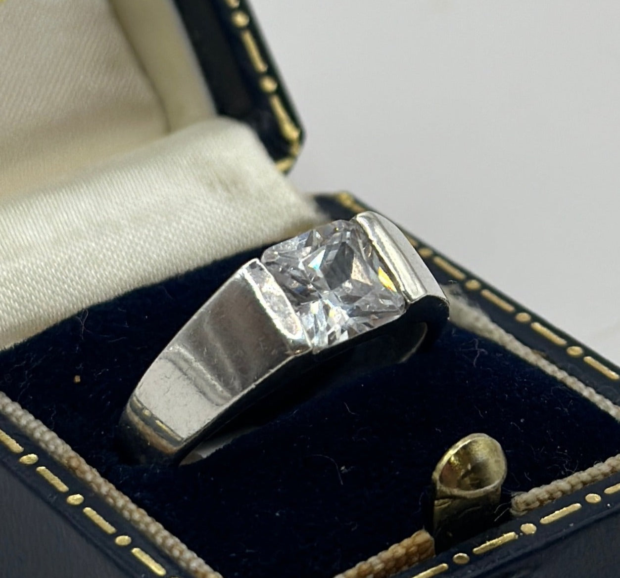 =Vintage Sterling Silver Chunky Ring, with Large Gemstone, Size Q