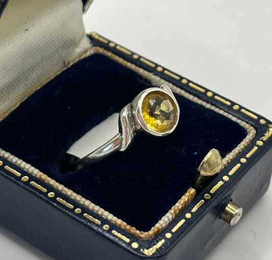 Vintage Sterling Silver Ring with Yellow Stone, UK Size P1/2