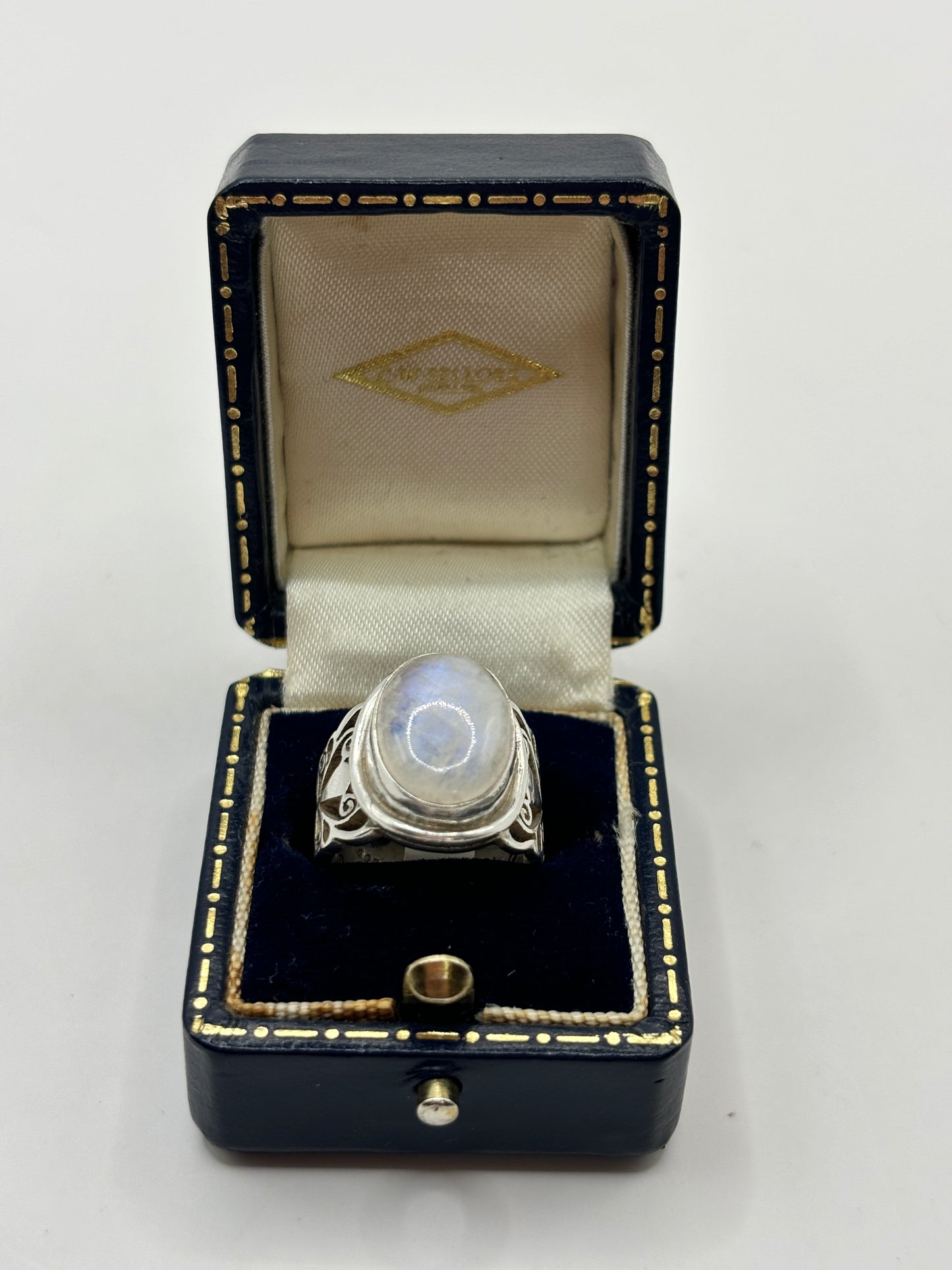 *Vintage Sterling Silver Ring with Moonstone, Size H