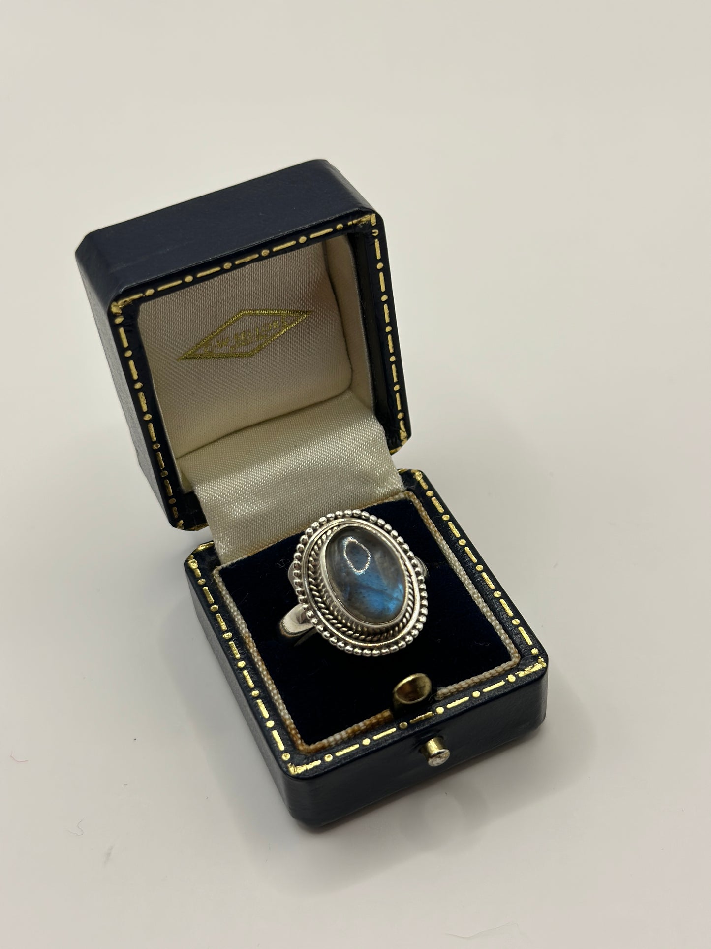 Vintage 925 Silver Ring with Moonstone size R