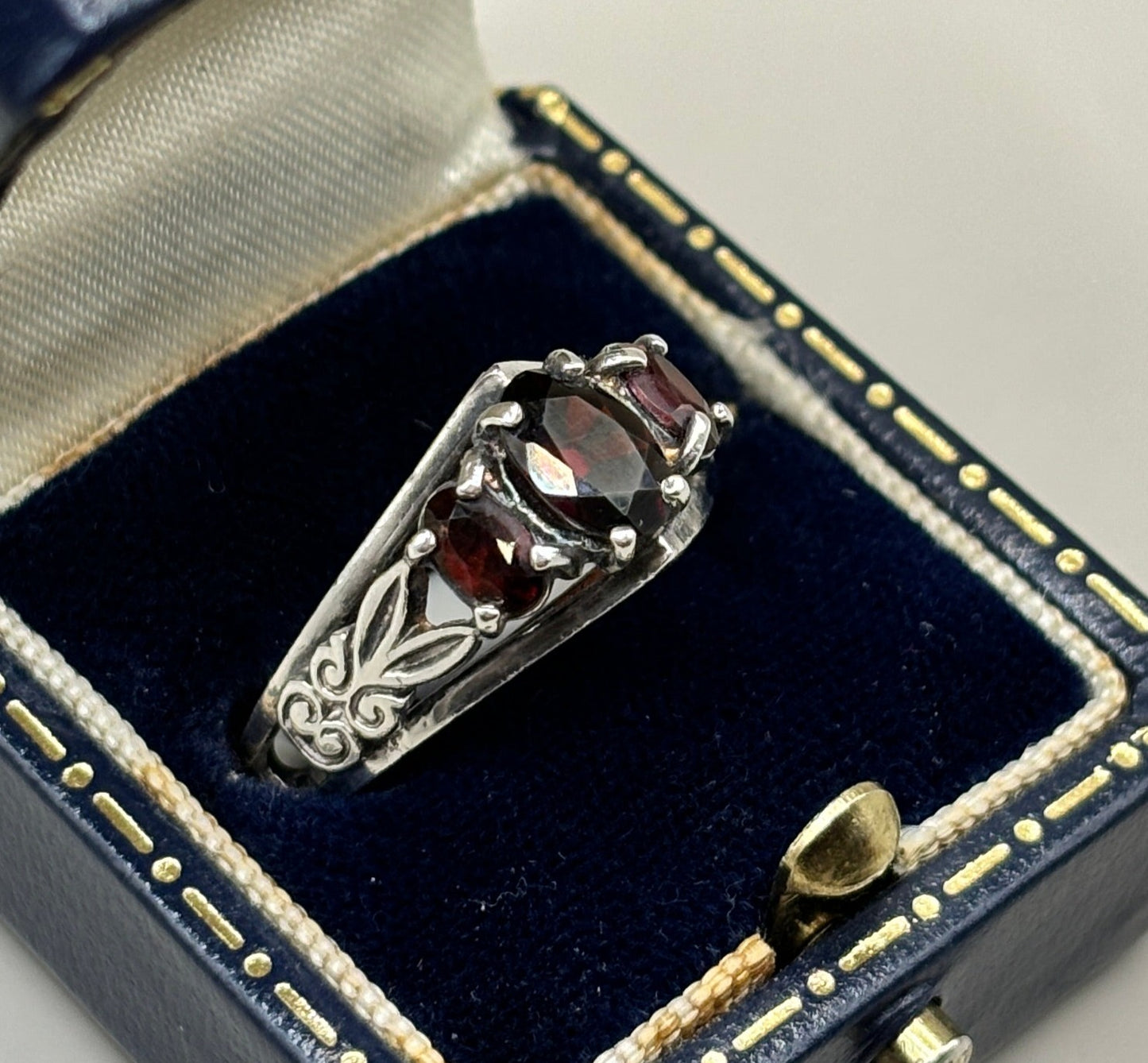 Vintage Sterling Silver Ring with Garnets, UK Size O