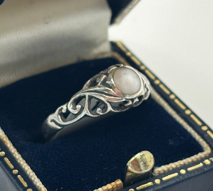 Vintage Silver Ring, White Stone and Swirl Details, UK Size Q