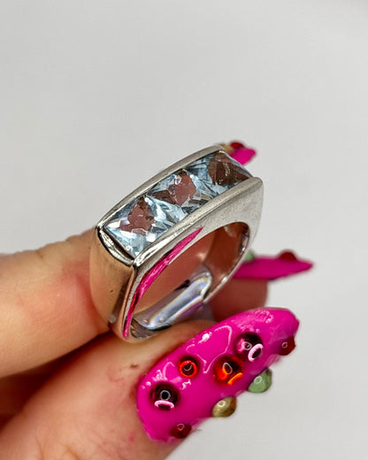 Vintage Sterling Silver Trilogy Blue Stone Ring, size R1/2
