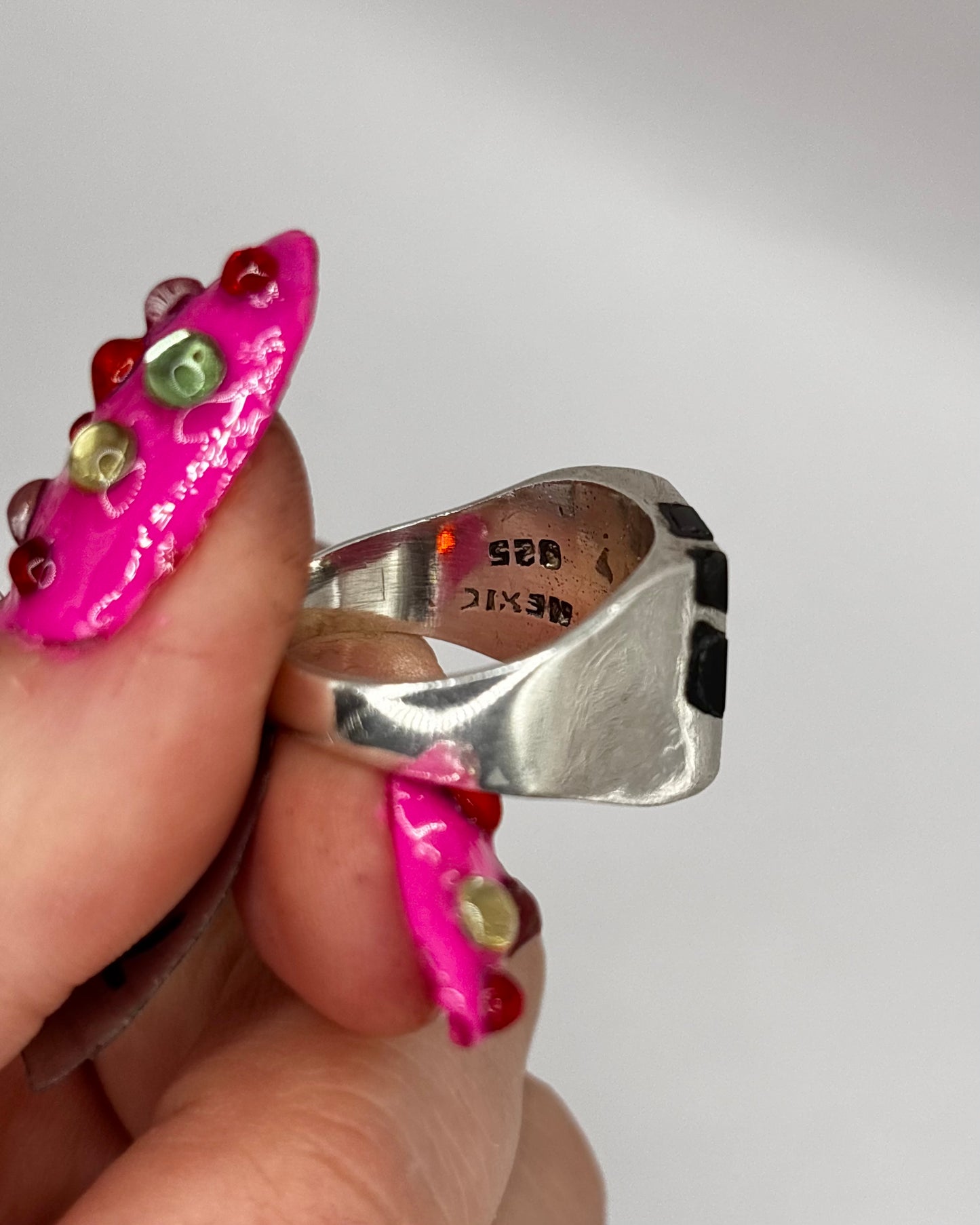 Vintage Unisex Sterling Silver and Black Onyx Signet Ring, size R