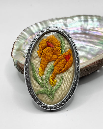1940s Embroidered Handmade Brooch / Yellow Flowers