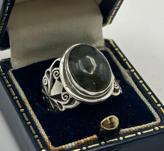 =Vintage Sterling Silver Ring, with Labradorite Size L