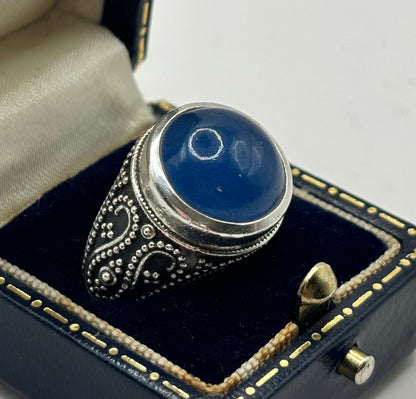 Vintage Sterling Silver Ring with Blue Aqeeq Agate and Paisley Details, Size N