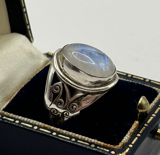 =Vintage Sterling Silver Ring with Moonstone, Size K