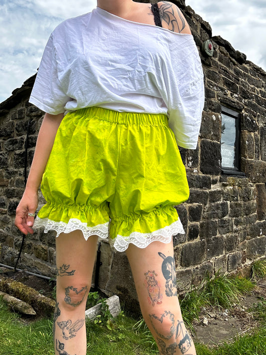 Mini Bloomers // Lime Green Cotton with Lace Trim // size UK 12-14