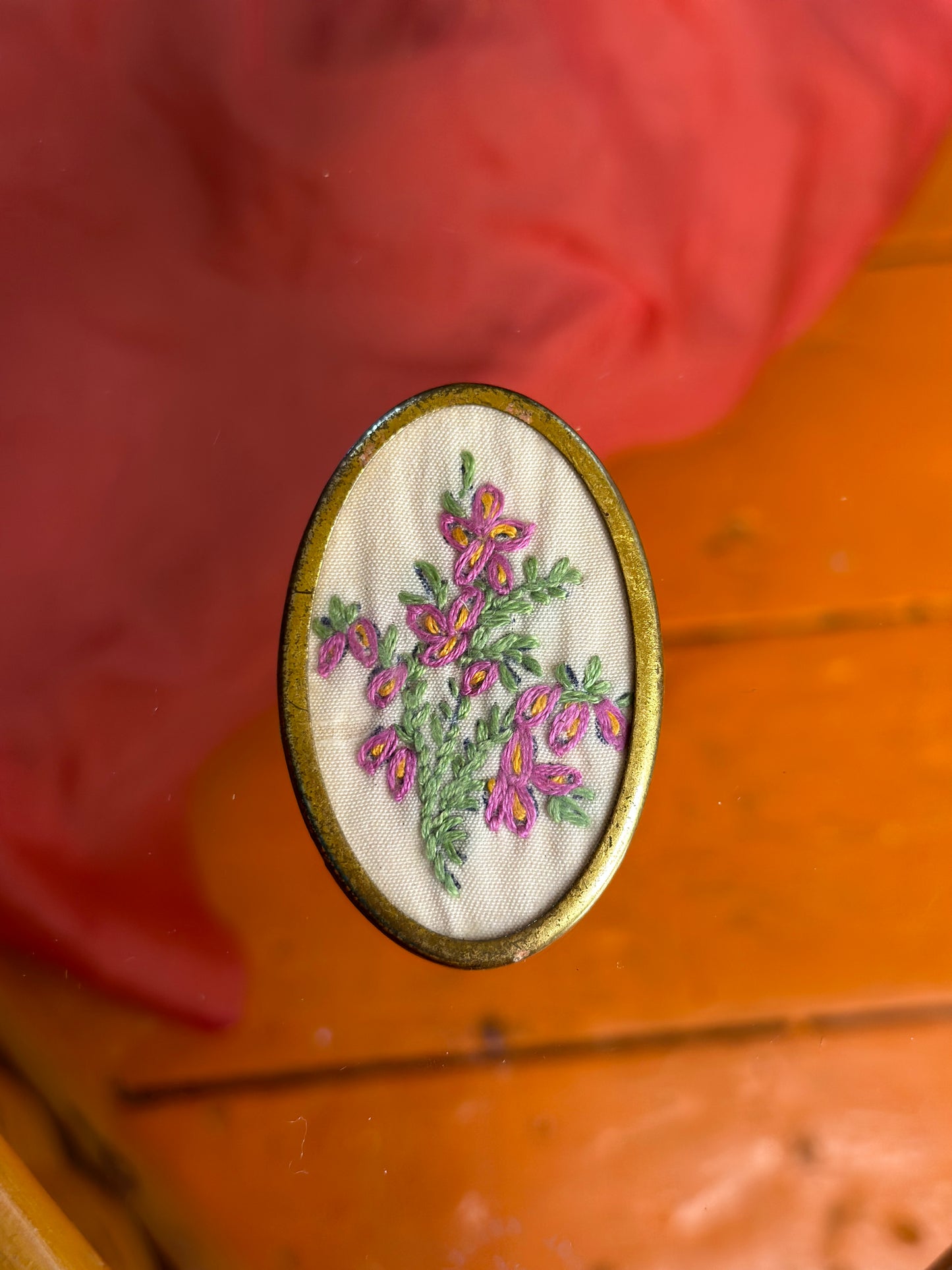 Purple Bouquet Embroidered Handmade Brooch 1940s #01
