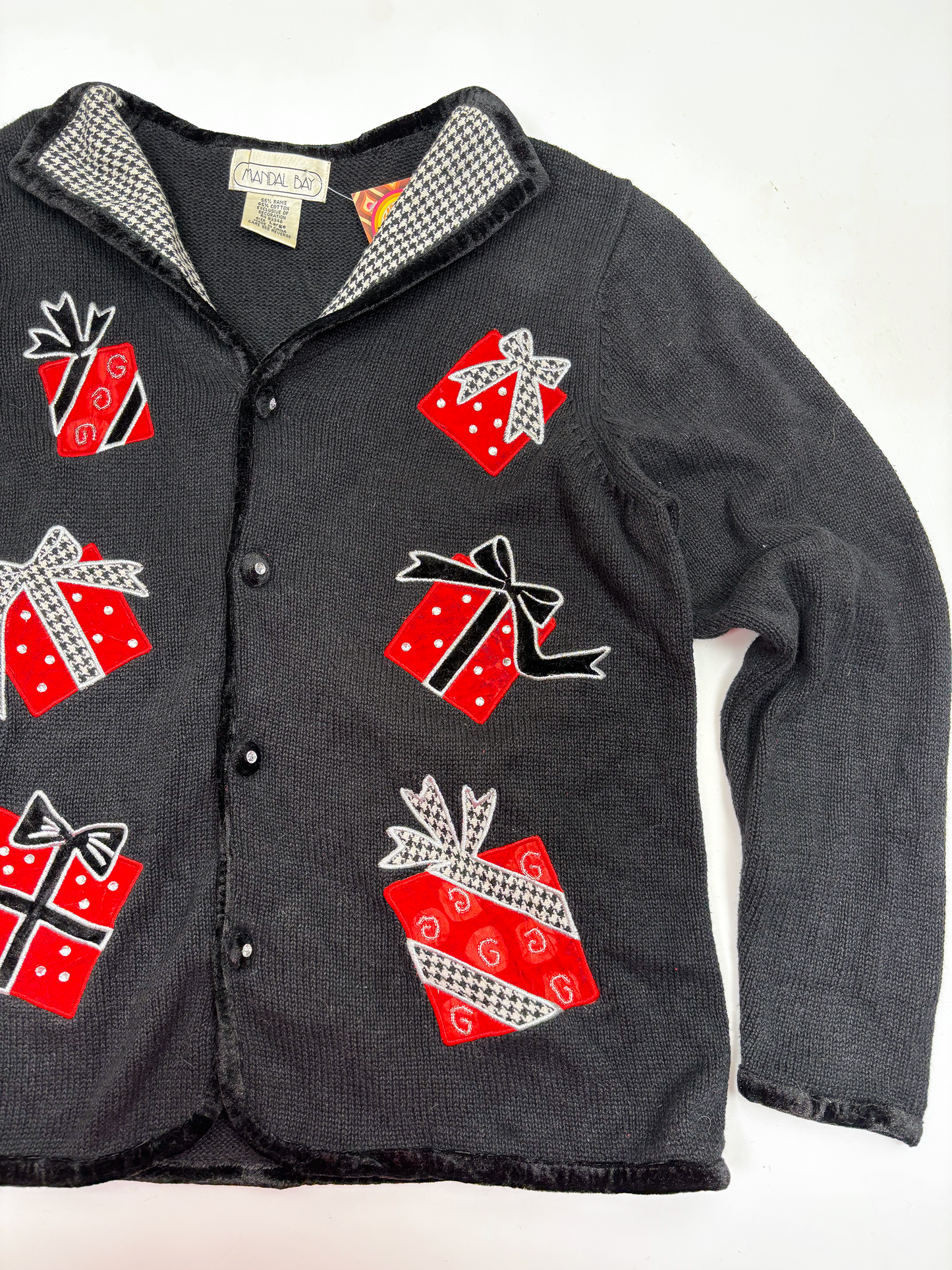 Vintage Christmas Knitted Jacket with Houndstooth Detail