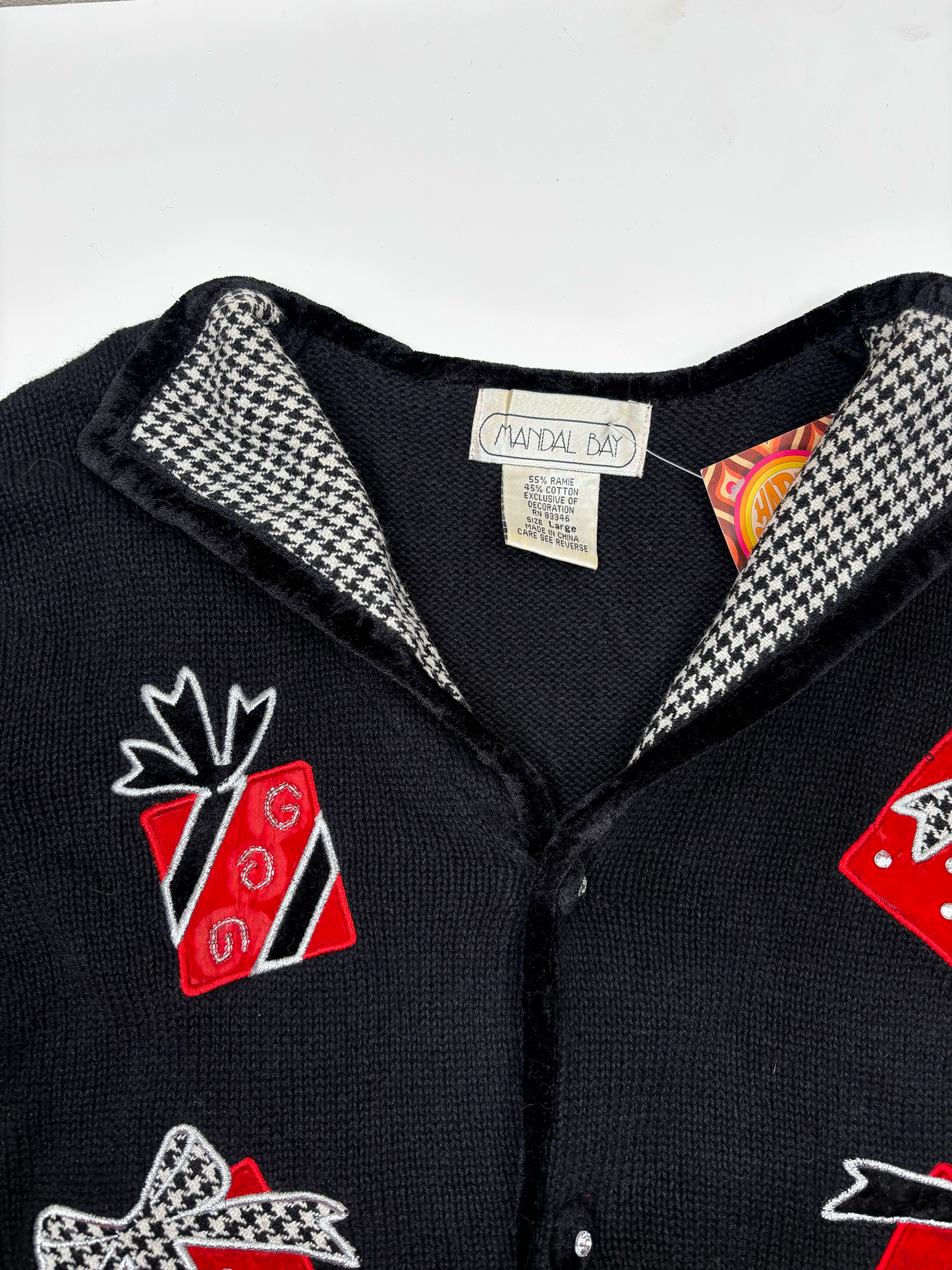 Vintage Christmas Knitted Jacket with Houndstooth Detail