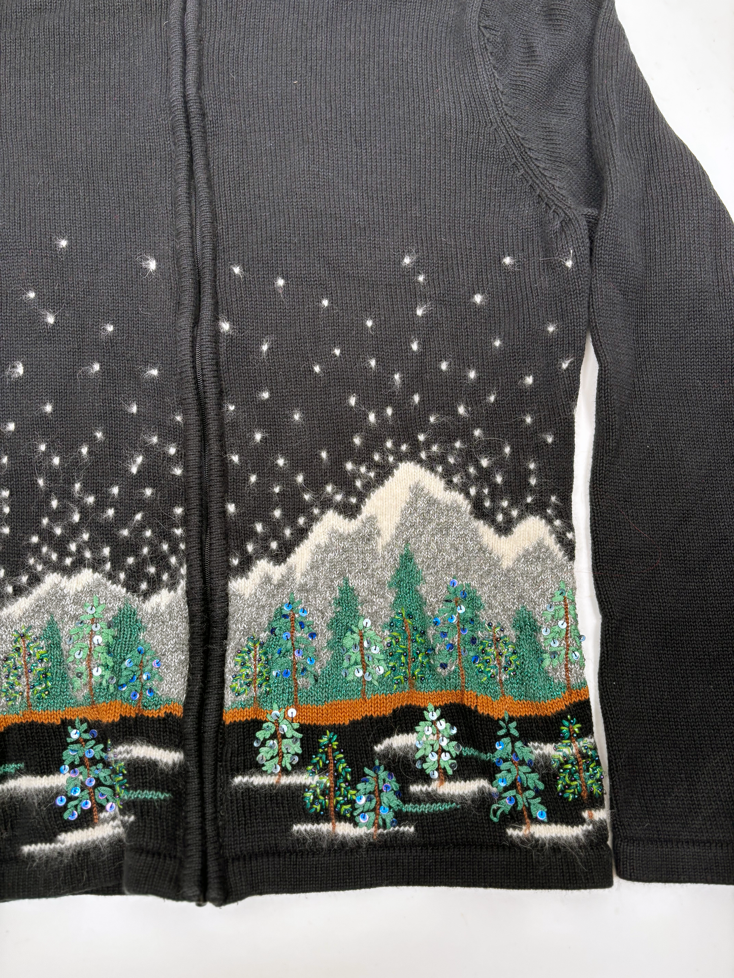 Vintage Winter Scene Zip Jumper