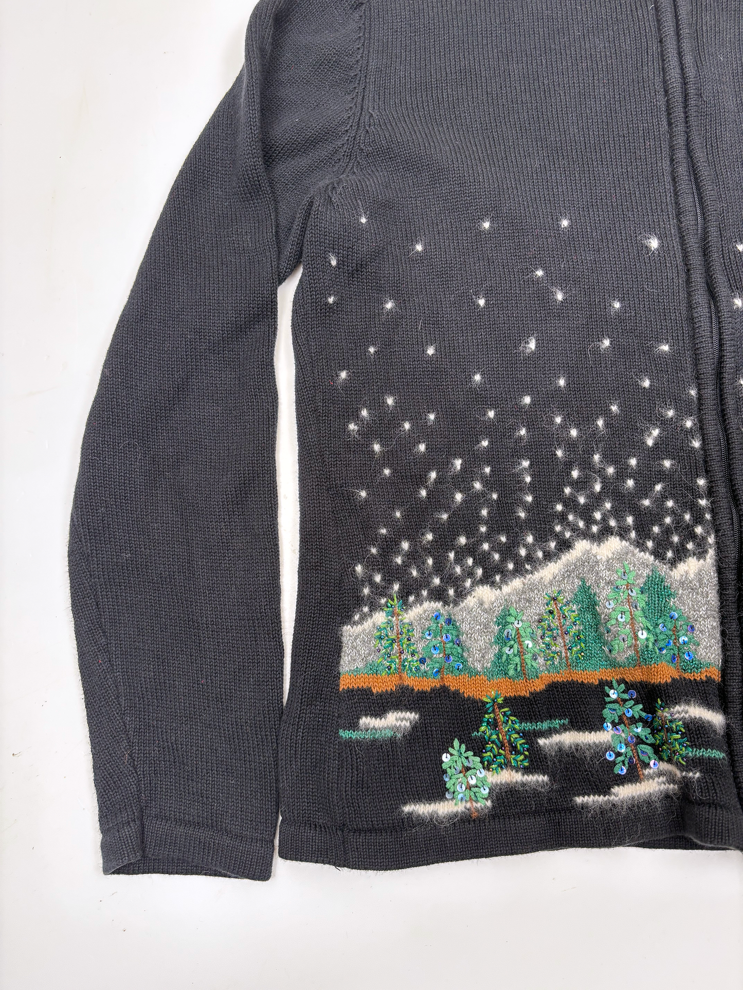Vintage Winter Scene Zip Jumper