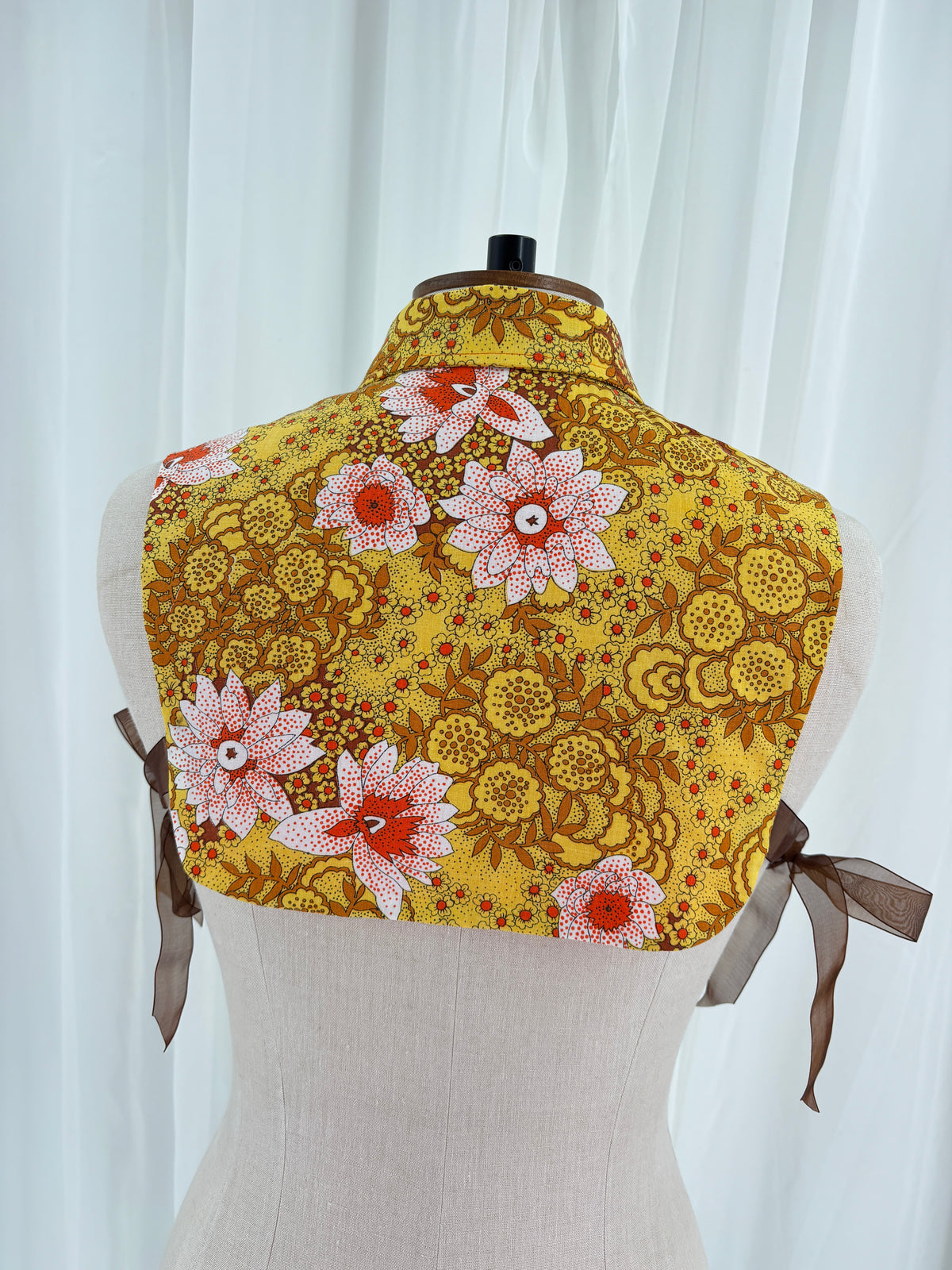 Collar // Dagger Style // 70s Ditsy Floral // ONE OF A KIND