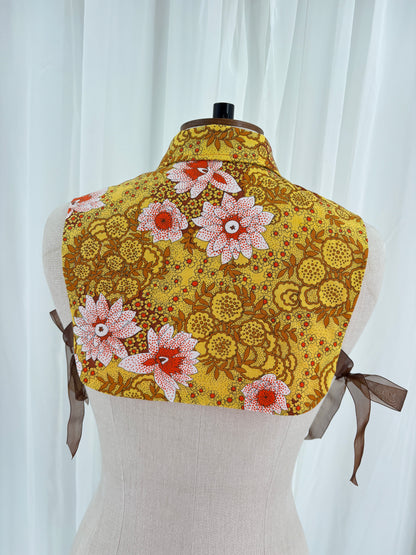 Collar // Dagger Style // 70s Ditsy Floral // ONE OF A KIND