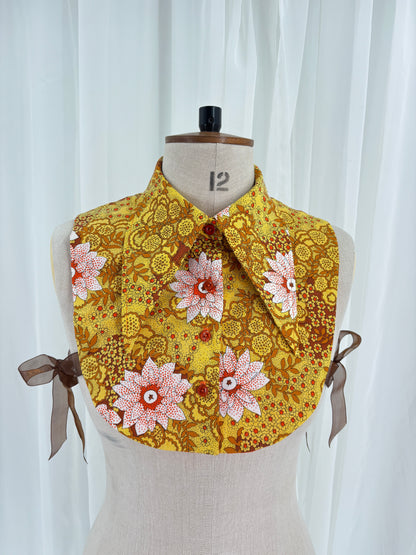 Collar // Dagger Style // 70s Ditsy Floral // ONE OF A KIND