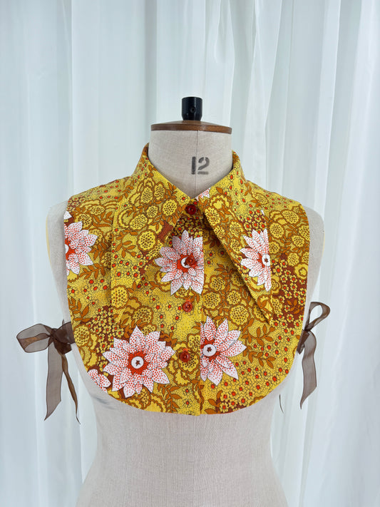 Collar // Dagger Style // 70s Ditsy Floral // ONE OF A KIND