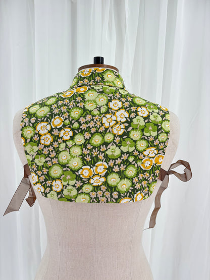 Collar // Dagger Style // 70s Green Floral // ONE OF A KIND