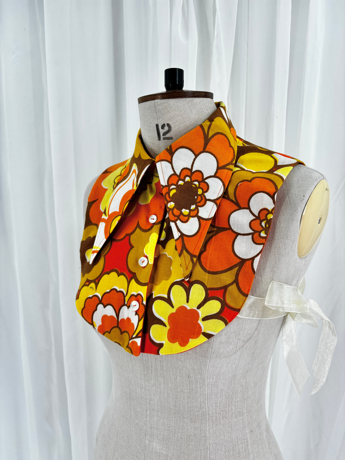 Collar // Dagger Style // 70s Orange Flowers // ONE OF A KIND