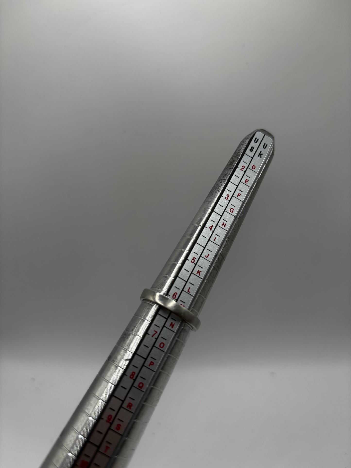 Vintage Sterling Silver Solitaire Twist Ring, size UK M