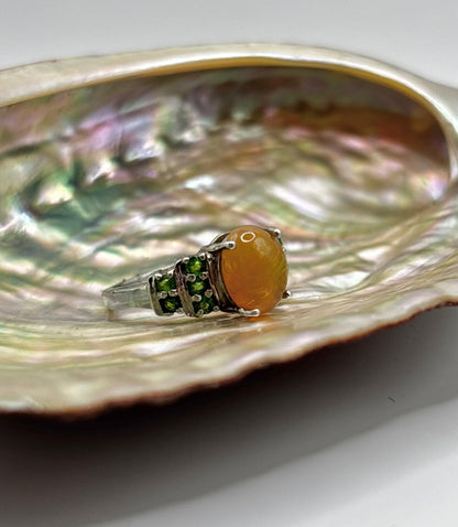 Vintage Sterling Silver Ring, with Green and Yellow stones, size UK J