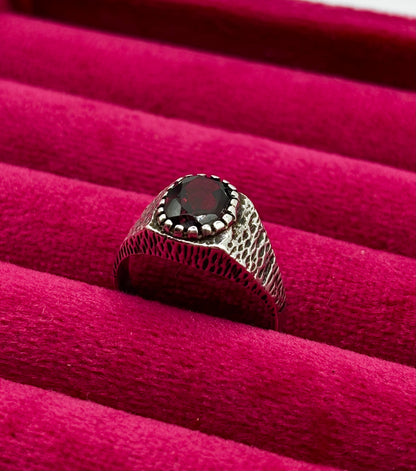 Vintage Sterling Silver Signet Ring with Garnet, size M1/2