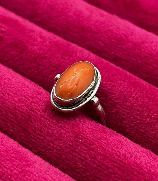 Vintage Sterling Silver Ring with Coral, size H