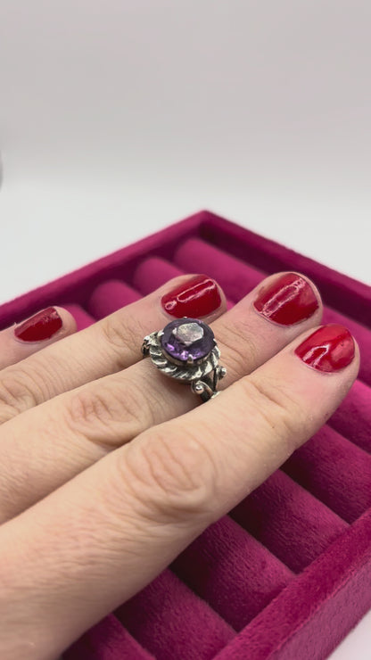 Vintage Sterling Silver Ring with Amethyst, size J
